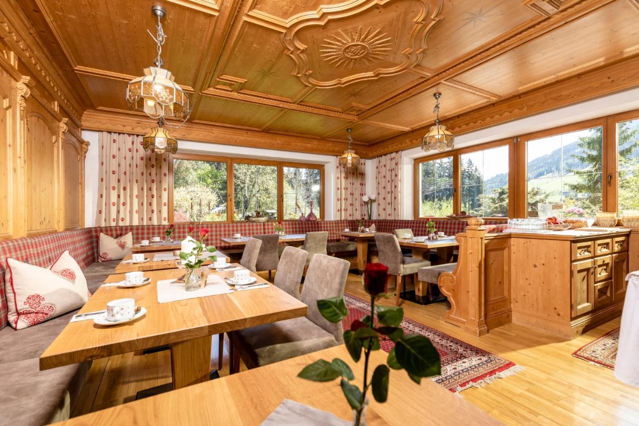 Gaestehaus Gratlspitz อัลพ์บาค ภายนอก รูปภาพ