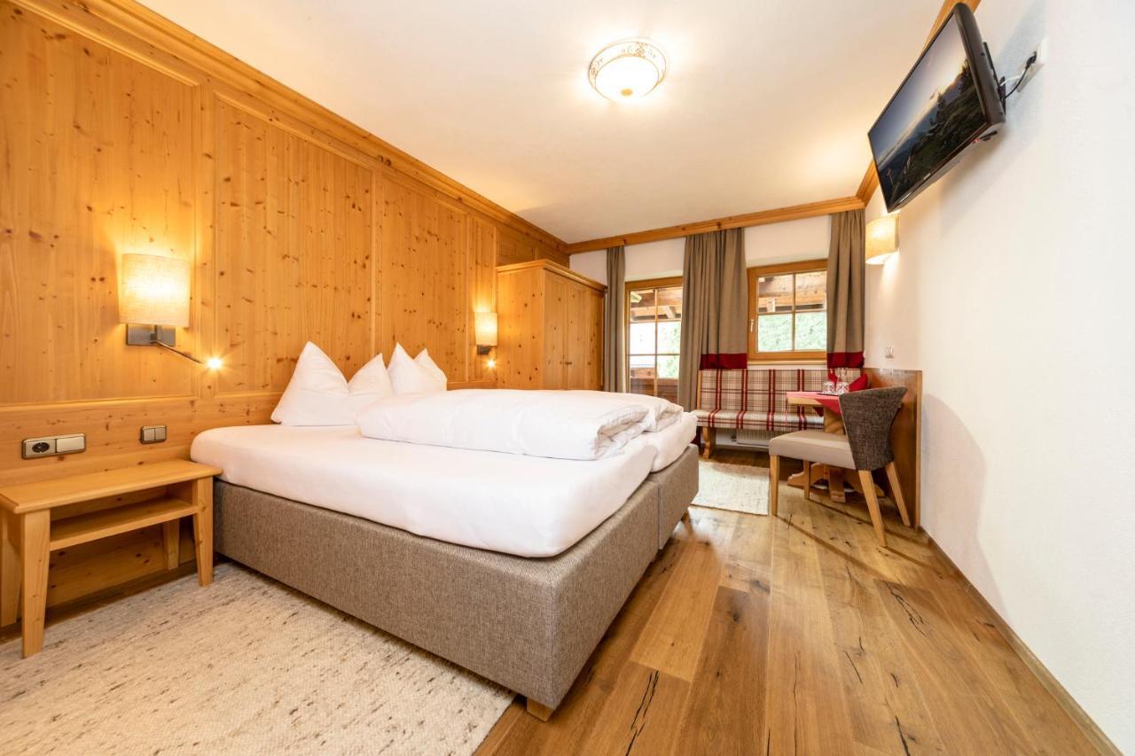 Gaestehaus Gratlspitz อัลพ์บาค ภายนอก รูปภาพ